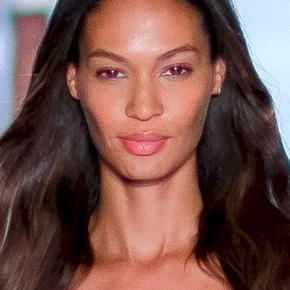 Photo star :  Joan Smalls