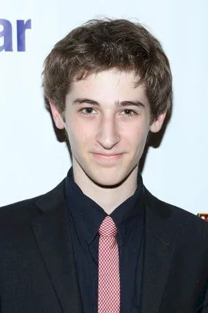  Noah Robbins photo