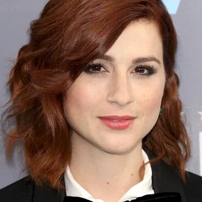 Photo star : Aya Cash