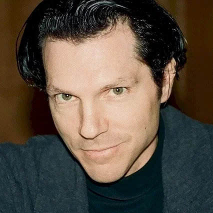  Russell Mael