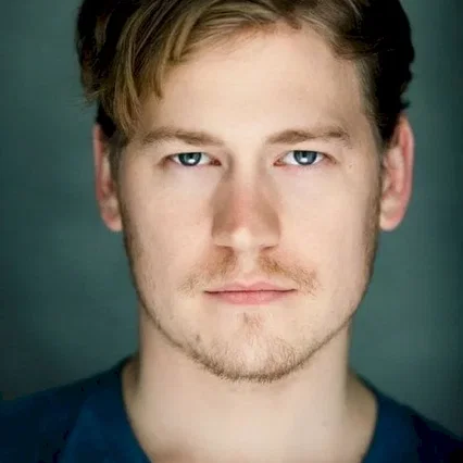  Gavin Stenhouse