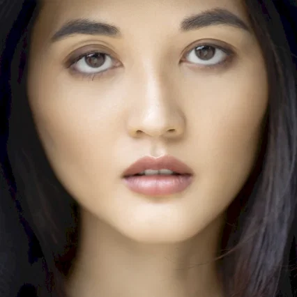  Elisa Lau
