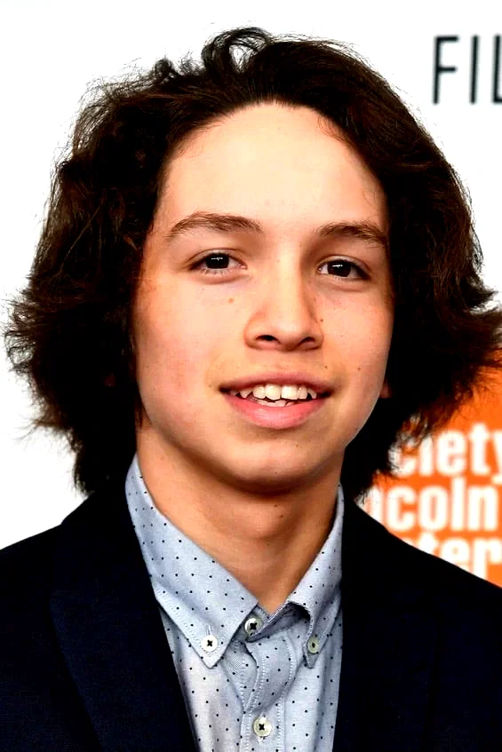  Gio Galicia