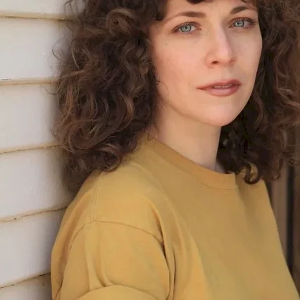  Jen Tullock