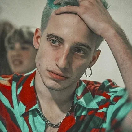  Valentín Oliva