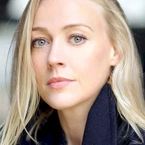 Photo star :  Elen Rhys