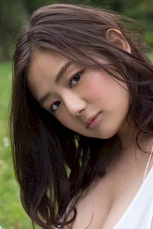  Moemi Katayama