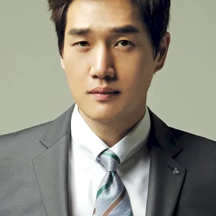 Yoo Ji-Tae