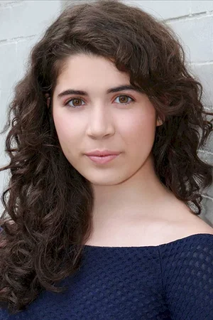  Chloe Himmelman photo