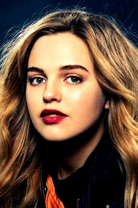  Odessa Young