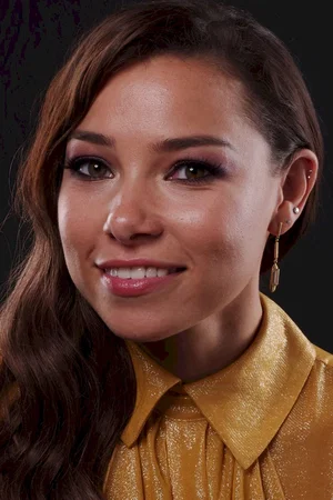 Jessica Parker Kennedy photo