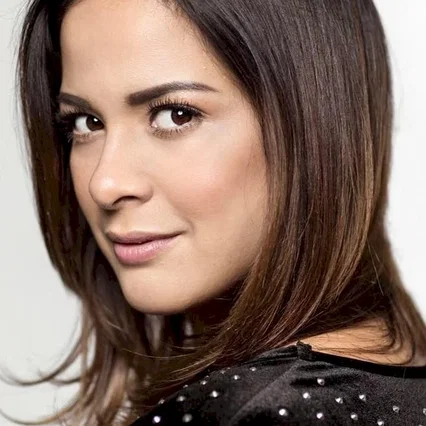  Karina Jordán