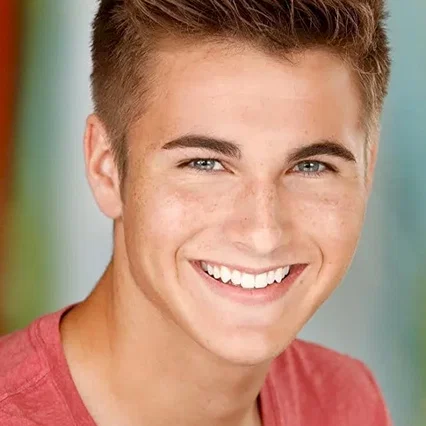  Evan Castelloe