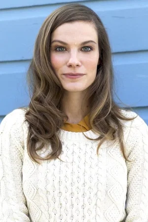  Lindsay Burdge