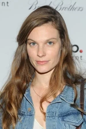  Lindsay Burdge