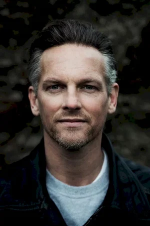 Barry Atsma photo