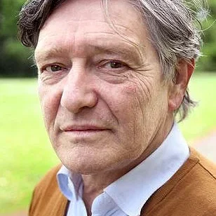  Pierre Bokma