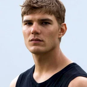 Photo star : Chris Zylka