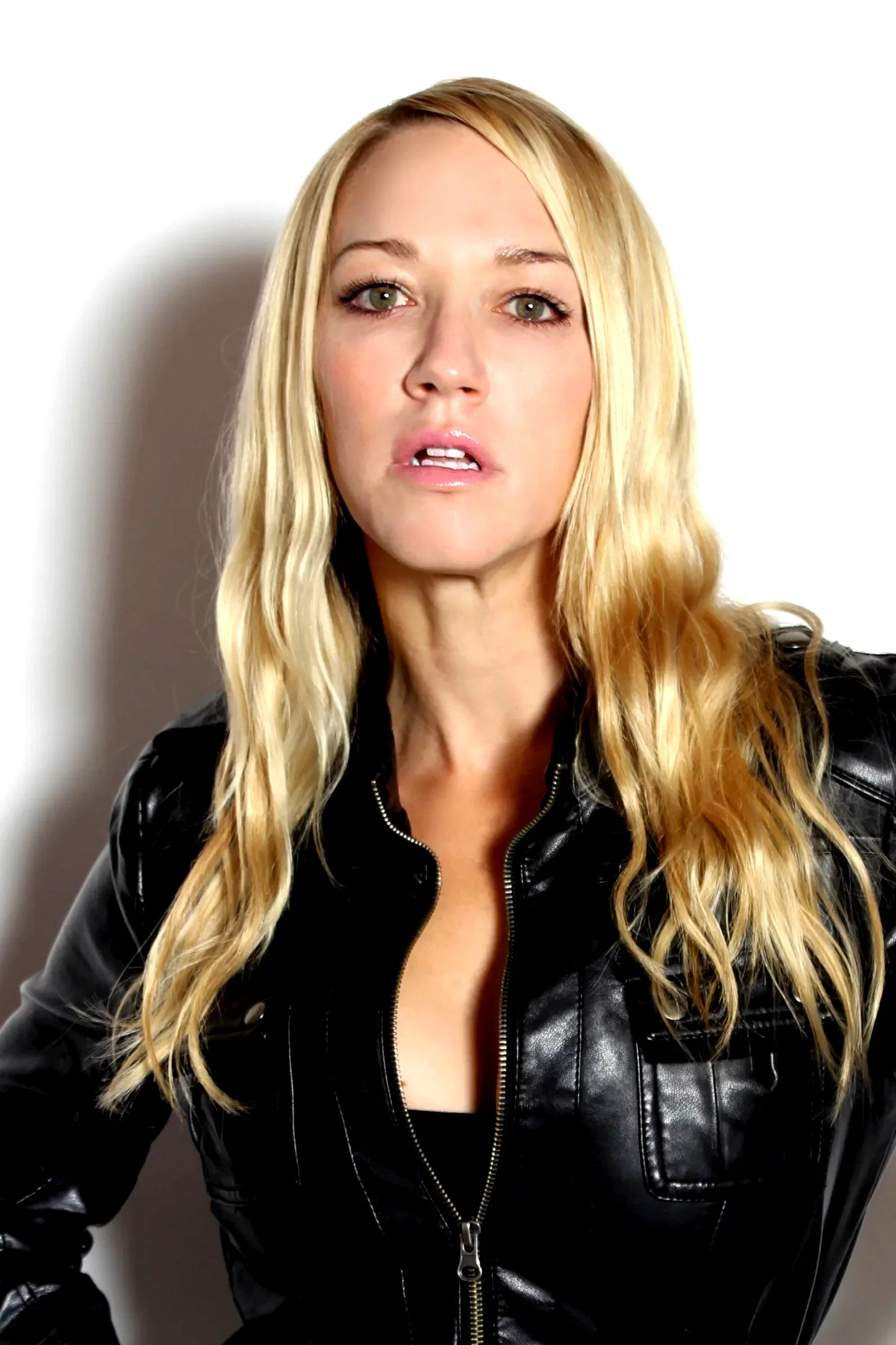  Stephanie Sanditz