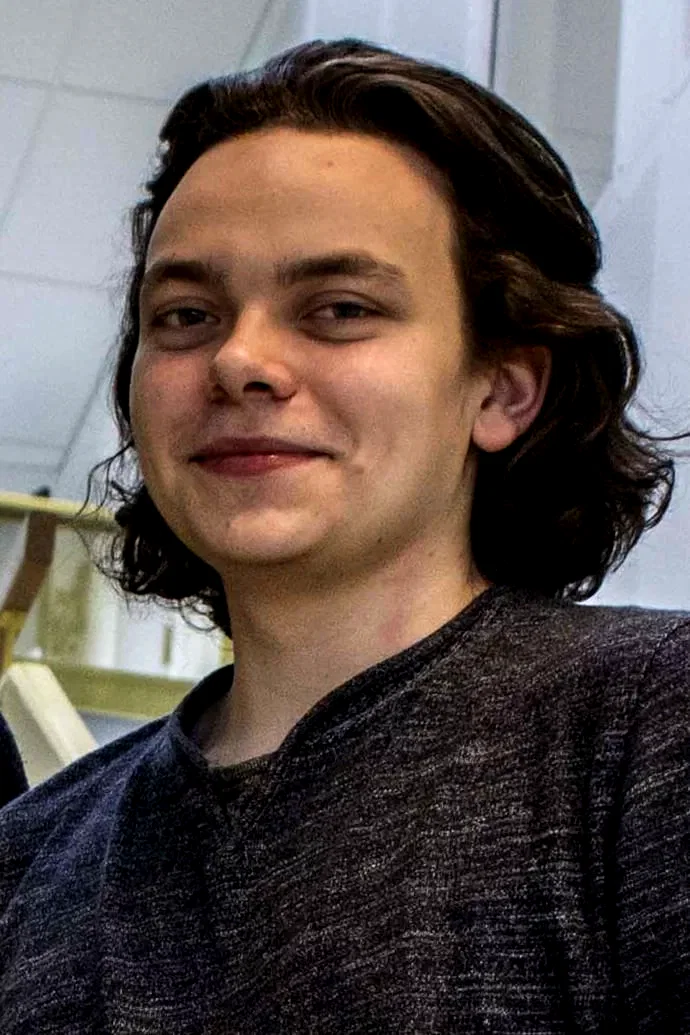  Aleksander Holmen