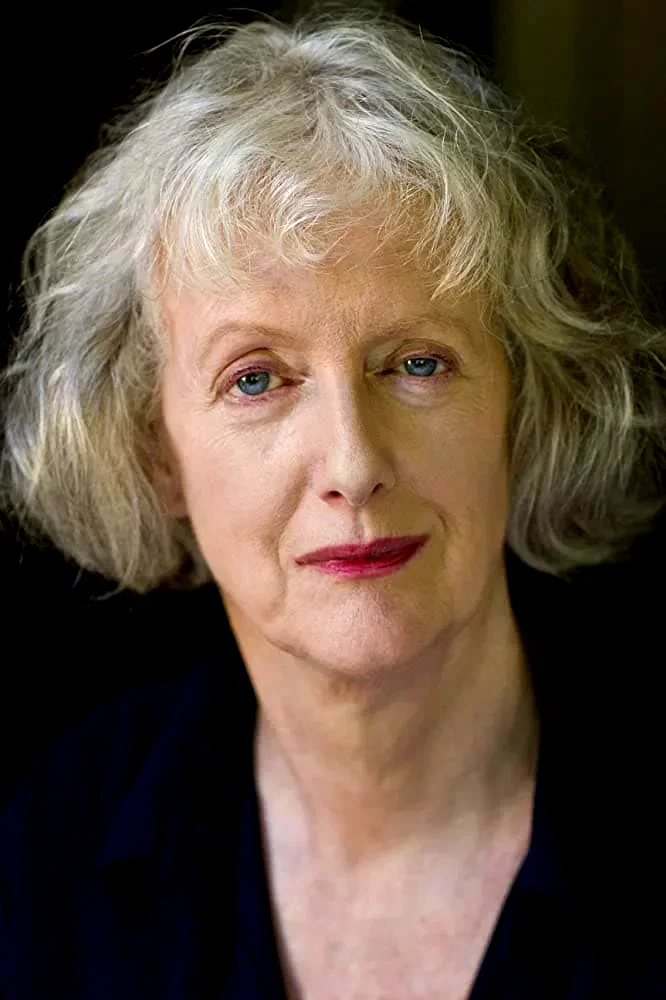  Sarah Crowden