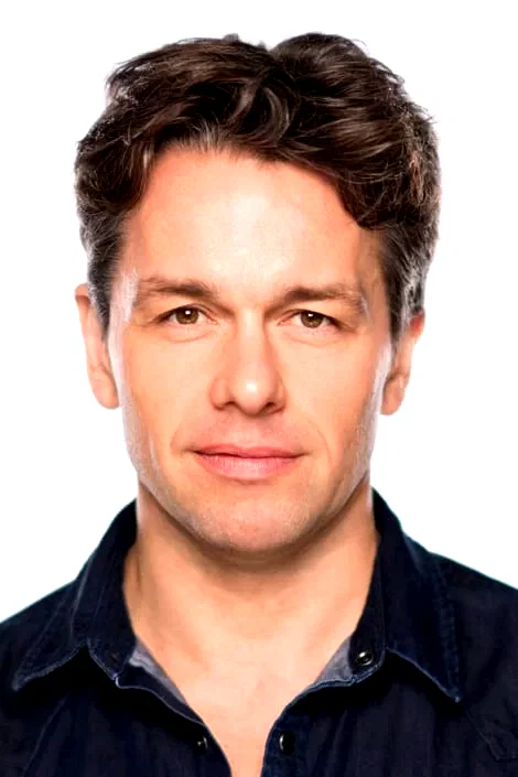Julian Ovenden