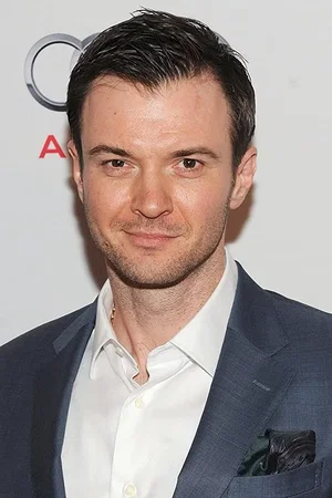  Costa Ronin photo
