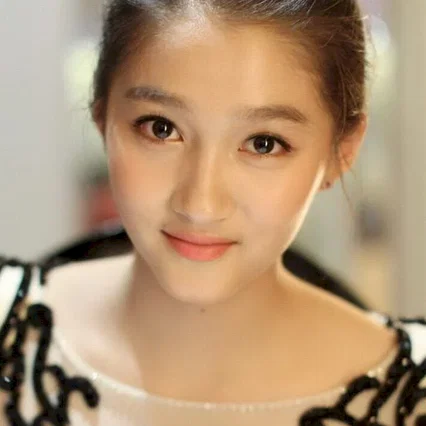 Guan Xiaotong