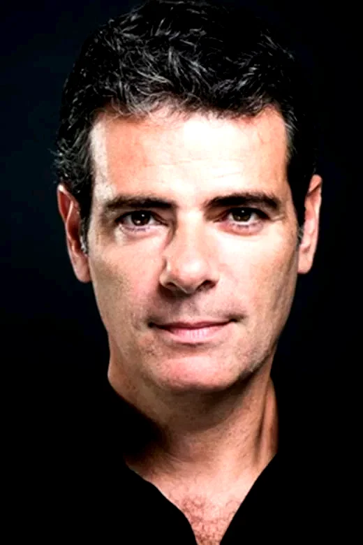  Olivier Bouana