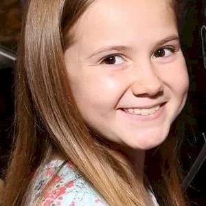  Kendal Farr