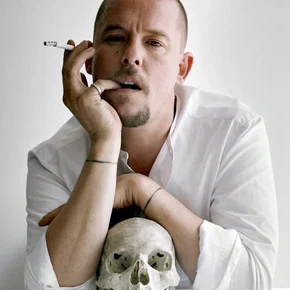 Photo star :  Alexander McQueen