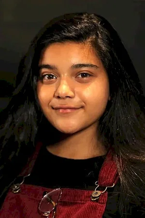  Iman Vellani photo