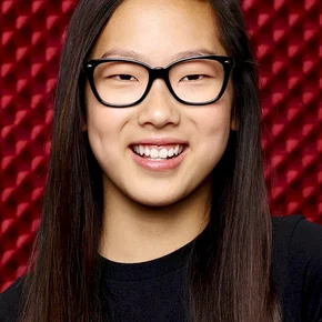 Photo star :  Madison Hu