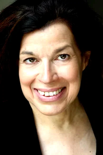  Catherine Artigala