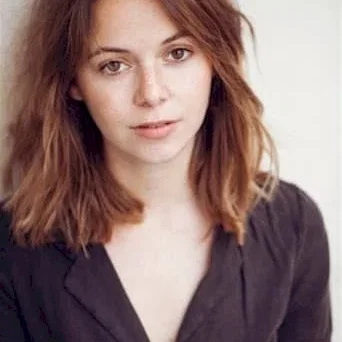  Enya Baroux