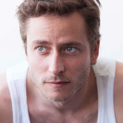Michael  Aloni 
