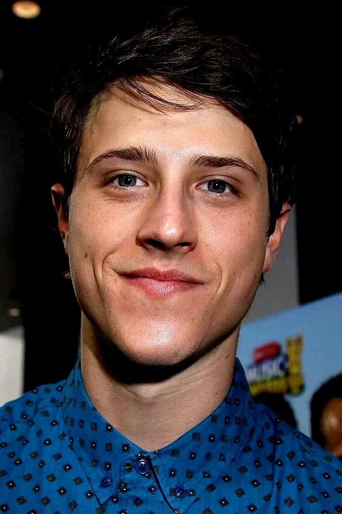 Shane Harper