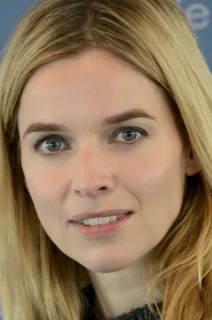 Thekla Reuten photo