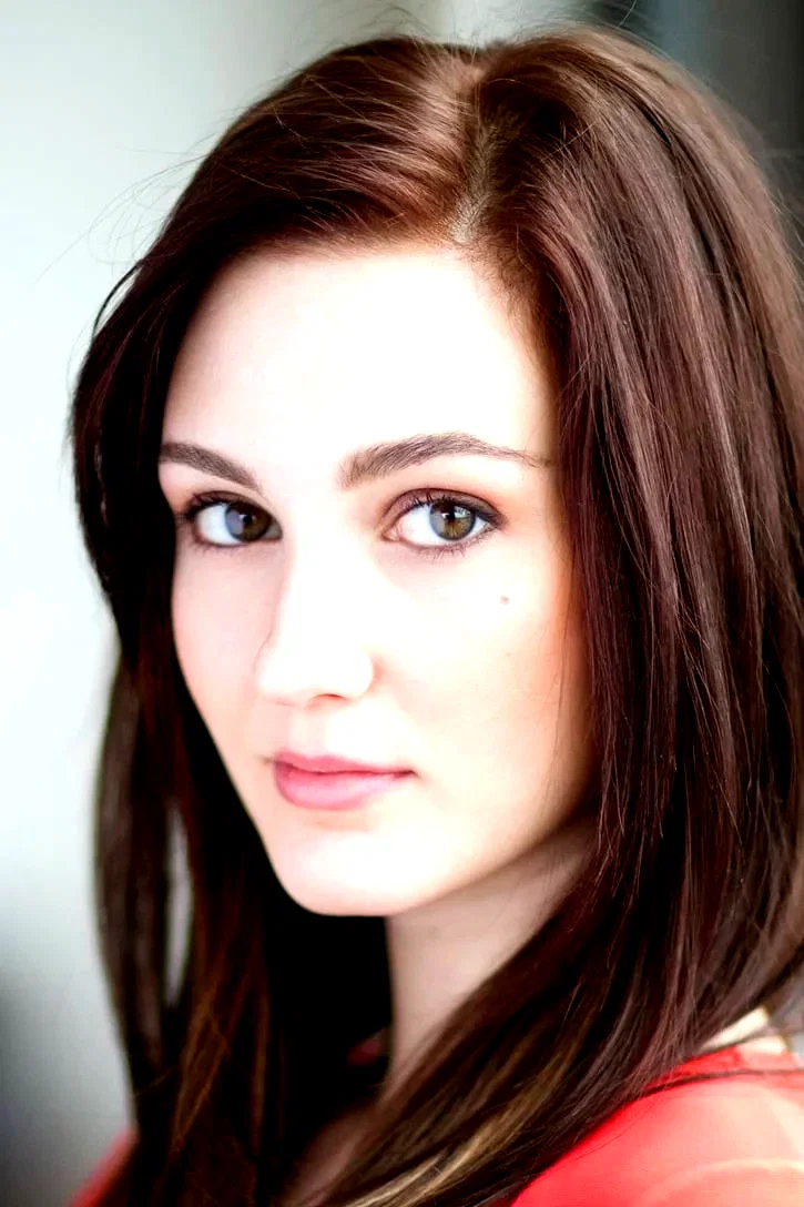  Kat Barrell