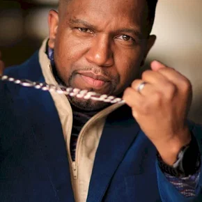 Photo star :  Keith Arthur Bolden