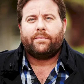 Photo star :  Shane Jacobson