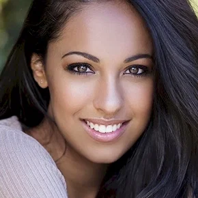 Photo star :  Yasmin Kassim
