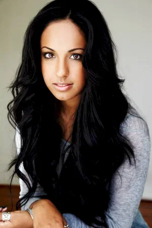  Yasmin Kassim photo
