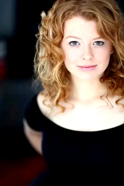  Paula Burrows