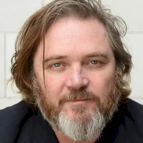 Photo star : Alex Ferns