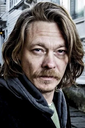 Kristoffer Joner photo
