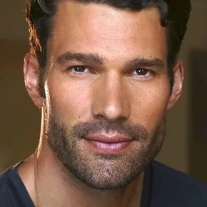 Photo star :  Aaron O'Connell