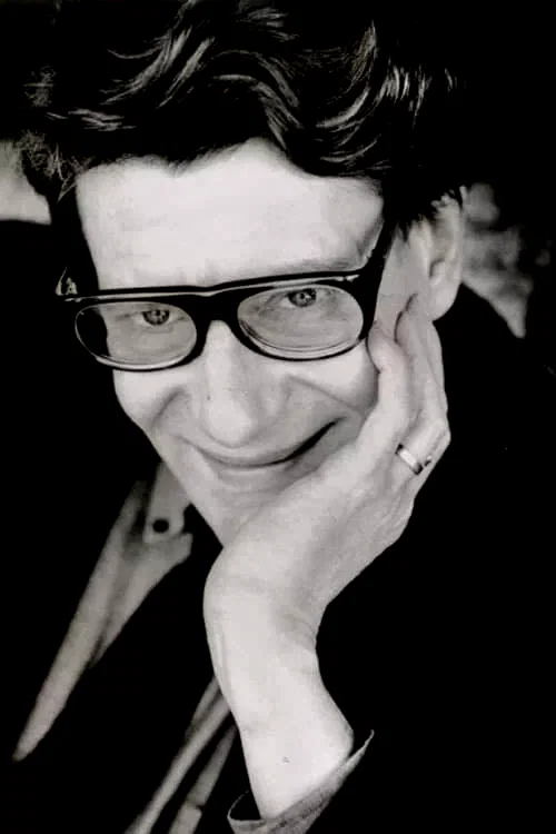  Yves Saint-Laurent