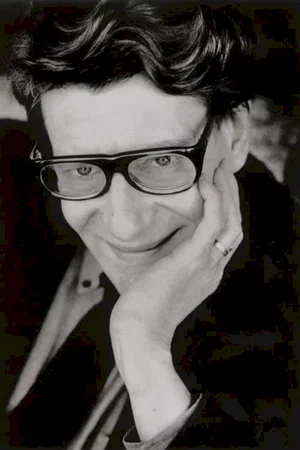  Yves Saint-Laurent photo