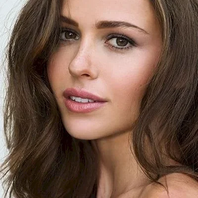  Jocelyn Hudon